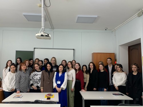 Встреча выпускников специальности «Документационное обеспечение управления и архивоведение» с представителями Нижневартовского государственного университета