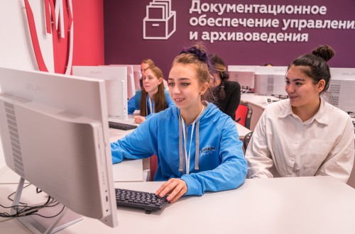 Делегаты Международного форума в гостях у колледжа