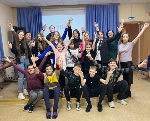 Студенческий педагогический отряд "Морошка" в рамках Недели добра посетил отделение дневного пребывания несовершеннолетних Нижневартовского комплексного центра социального обслуживания населения