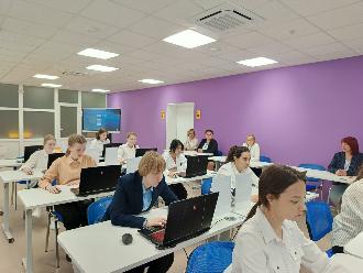 Демонстрационный экзамен продолжается